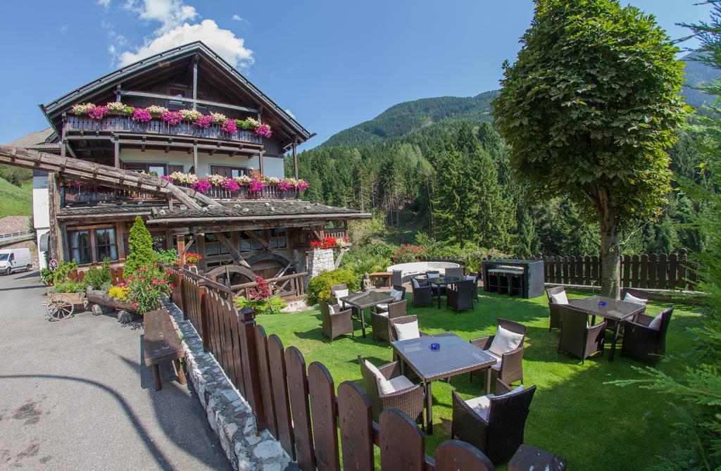 Zur Muehle Wohlfuehloase Hotel Trodena Exterior foto